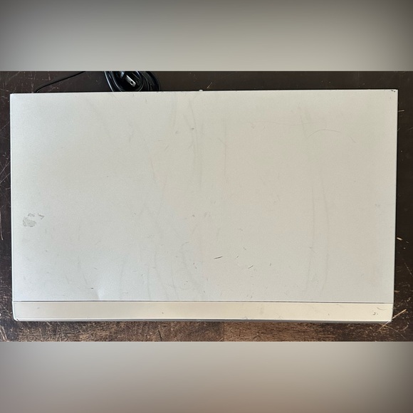 JVC HR-XVC17SU DVD JVS CD Combo Hi-Fi Stereo Player Video Cassette Recorder - Picture 8 of 14